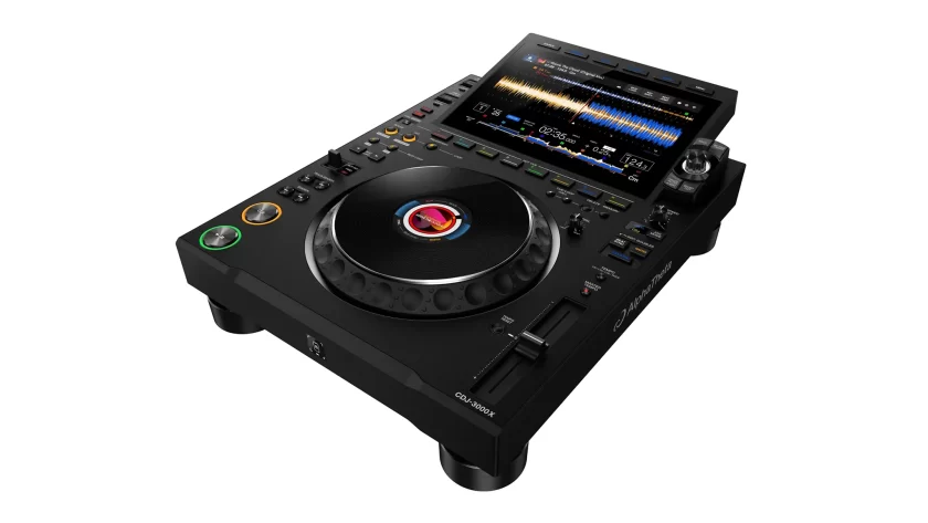 AlphaTheta CDJ-3000X cover
